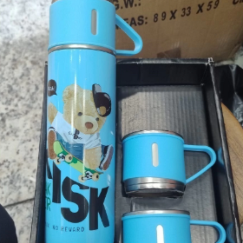 KIT GARRAFA TÉRMICA Urso com Xícaras